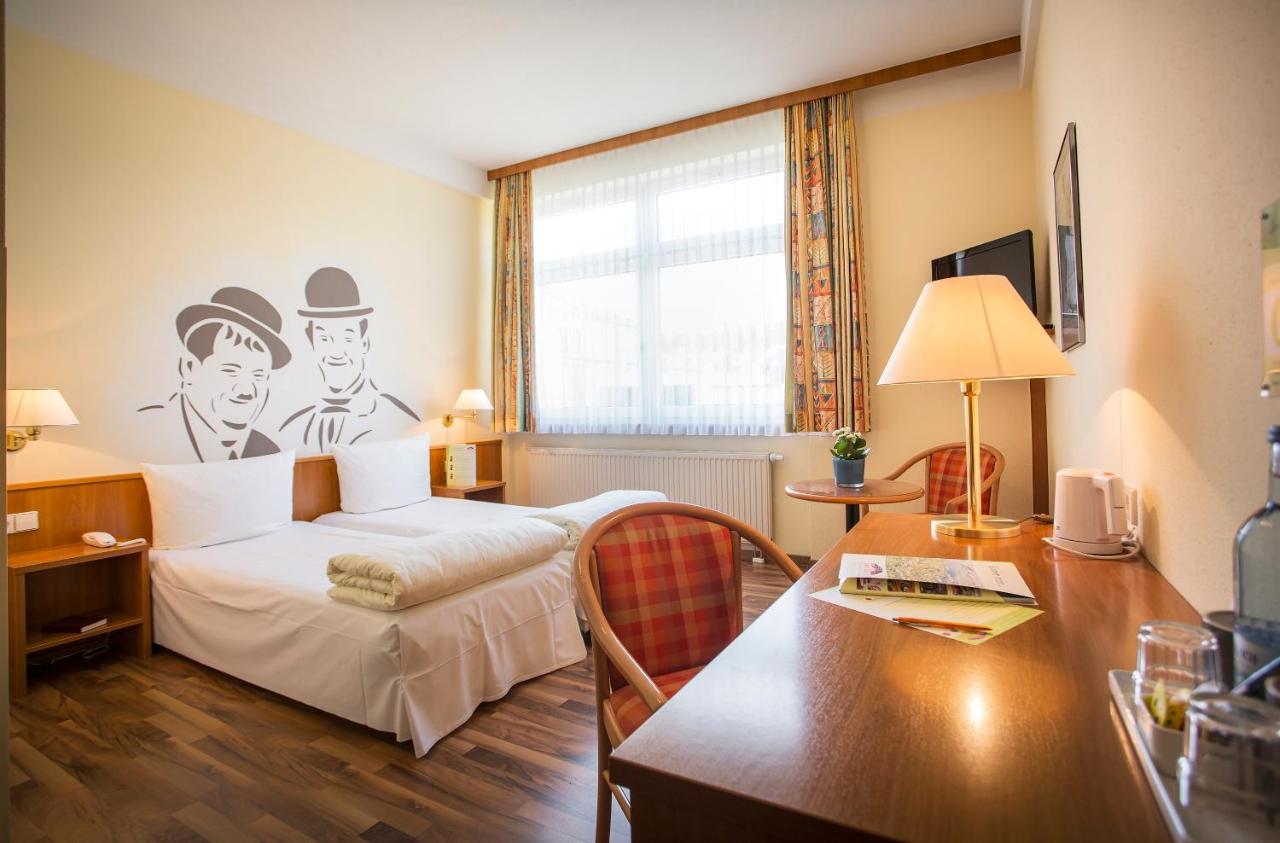 Hotel Amerika Bad Schussenried Esterno foto